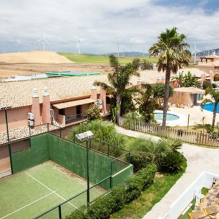 Akutuna - Casa Familiar Con Piscina , Garaje & Pista De Padel Zahara de los Atunes Luaran gambar