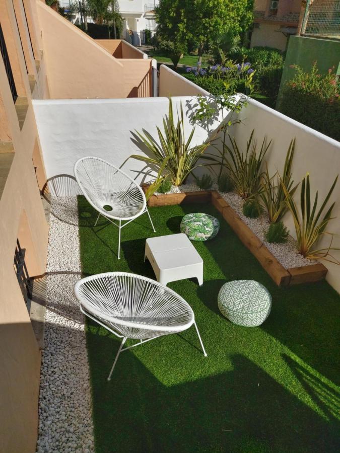 Akutuna - Casa Familiar Con Piscina , Garaje & Pista De Padel Zahara de los Atunes Luaran gambar